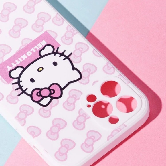 🎉HP! LAST 1! 🎀 2/$10 in Bundle! Hello Kitty iPhone 12 Phone Case - Picture 3 of 5
